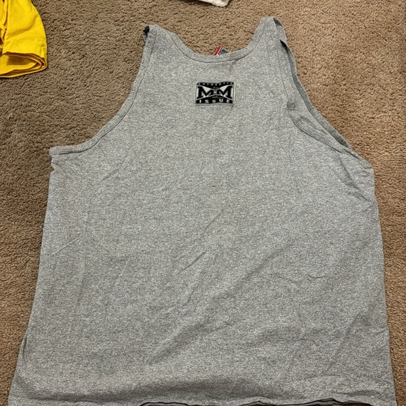 Vintage Mickeys Workout Fitness Club Disney Designs Tank Top - Picture 4 of 4